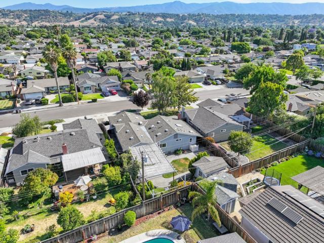 485 Sioux Lane, San Jose CA: https://media.crmls.org/mediaz/d7e76ae5-cab9-4915-9807-d59560a9f34e.jpg