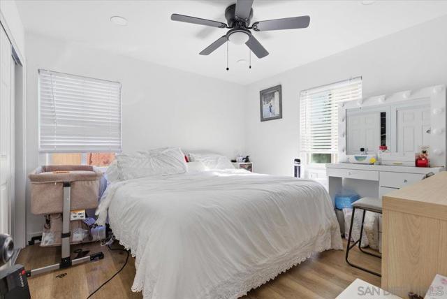 835 Colorado Ave, Chula Vista CA: https://media.crmls.org/mediaz/d7e772b2-8b65-4b45-9801-644063803510.jpg