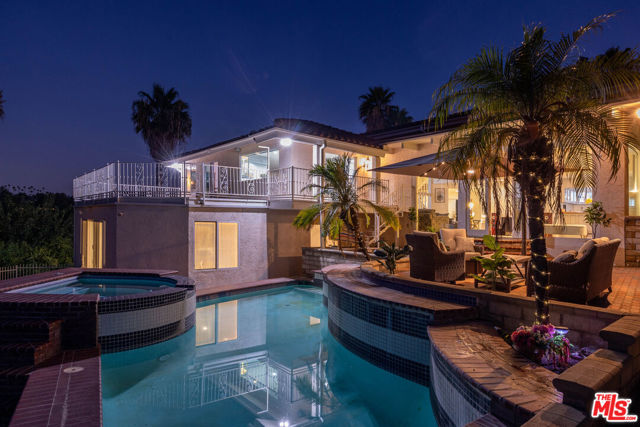 2357 Knob Hill Drive, Riverside CA: https://media.crmls.org/mediaz/d7e7ac56-7892-42bf-bef4-8bf5489661eb.jpg