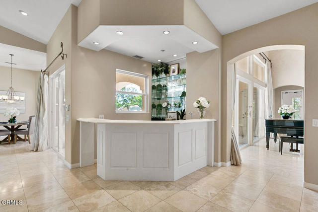 2625 Marvella Court, Camarillo CA: https://media.crmls.org/mediaz/d7e8730c-fc50-4b72-8679-fcd3cf304fed.jpg