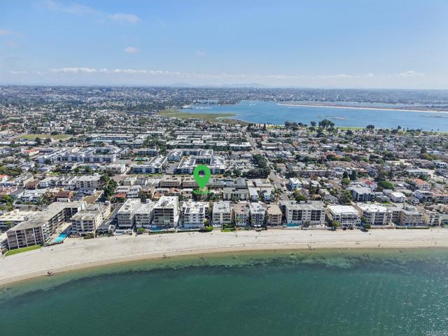 3843 Riviera Drive, San Diego CA: https://media.crmls.org/mediaz/d7e8c740-2694-48a8-bb75-54d8291cd411.jpg