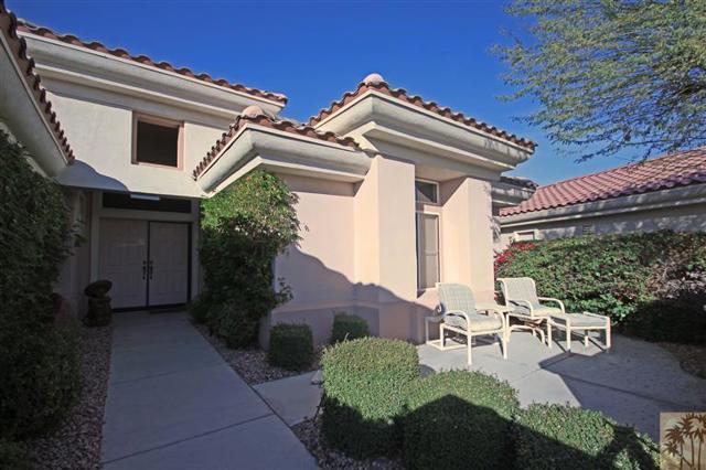 78786 Gorham Lane, Palm Desert CA: https://media.crmls.org/mediaz/d7eaeae6-aa2b-4f5f-8c3e-0c5d1e16723e.jpg