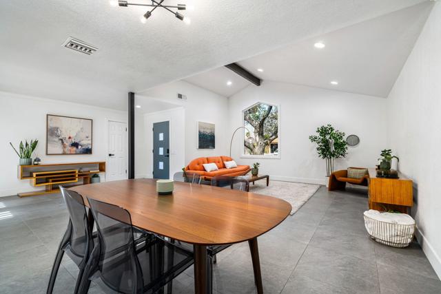 Image 10 of 44 For 27650 Hombria Drive