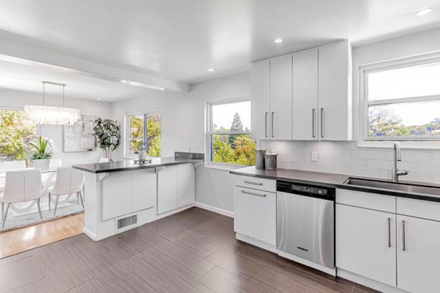 300 Alameda De Las Pulgas, Belmont CA: https://media.crmls.org/mediaz/d7ebe021-777c-4446-84f5-4caf86783d05.jpg