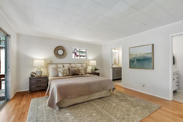20335 Saratoga Los Gatos Road, Saratoga CA: https://media.crmls.org/mediaz/d7ec7856-2c5c-4e29-8a14-af8a88a07624.jpg