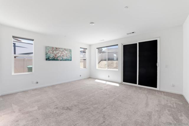 Image 18 of 36 For 31129 Quarter Horse Way