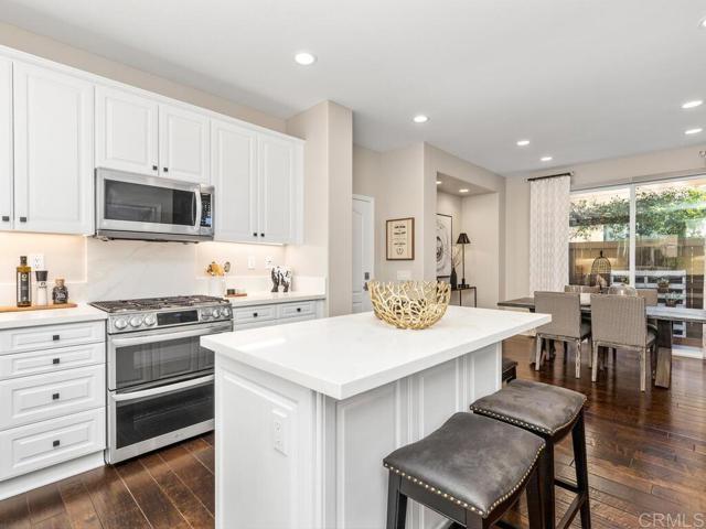 Detail Gallery Image 17 of 52 For 15677 Concord Ridge Terrace, San Diego,  CA 92127 - 4 Beds | 2/1 Baths