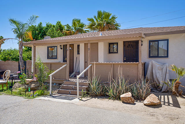 73345 Royal Palm Drive, Palm Desert CA: https://media.crmls.org/mediaz/d7ecd5ea-0267-4a63-8259-cf3e1ebada8b.jpg