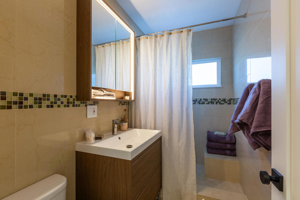 MLS #219138309DA image #16