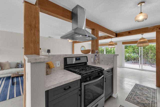 3967 E Sunny Dunes Road, Palm Springs, CA 92264