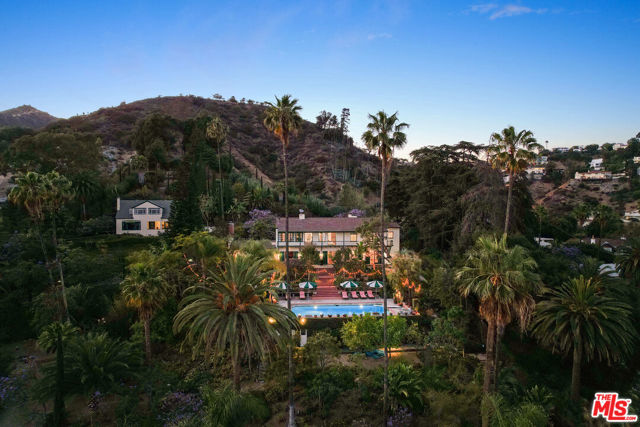2003 La Brea Terrace, Los Angeles CA: https://media.crmls.org/mediaz/d7edce1c-d042-4e3f-bed5-b00551e453b7.jpg
