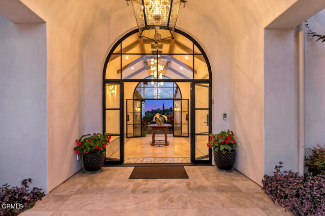 45 Valley Vista Drive, Camarillo CA: https://media.crmls.org/mediaz/d7eeb343-e35d-4df8-b0a6-ad73ef7c89f8.jpg