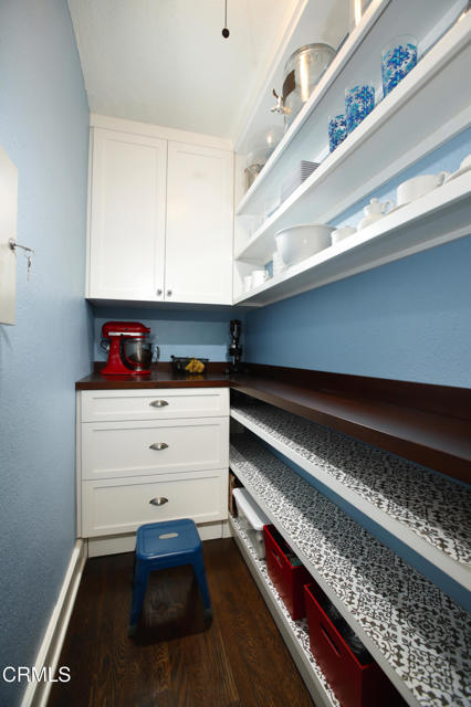 Detail Gallery Image 12 of 28 For 500 Eldora Rd, Pasadena,  CA 91104 - 4 Beds | 2/1 Baths