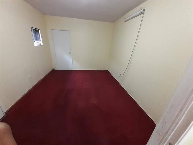 902 G Street, Union City CA: https://media.crmls.org/mediaz/d7efc50f-6244-4f57-9a6a-7246a0a87631.jpg