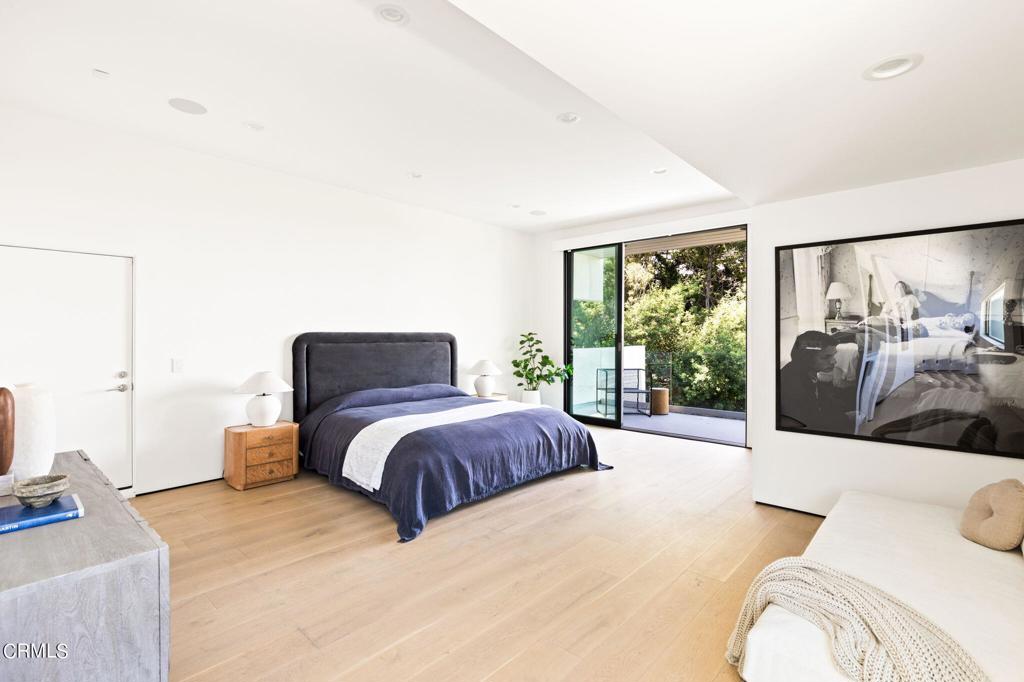 11210 Briarcliff LaneStudio City img 18