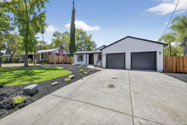 191 Cortsen Rd, Pleasant Hill CA: https://media.crmls.org/mediaz/d7f048bd-e39c-43a9-9c65-dc65e0cdeffb.jpg