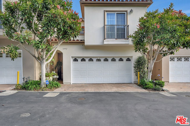 6442 Lunita Road, Malibu CA: https://media.crmls.org/mediaz/d7f17d84-90ef-4070-b1a9-e57719e8f12f.jpg