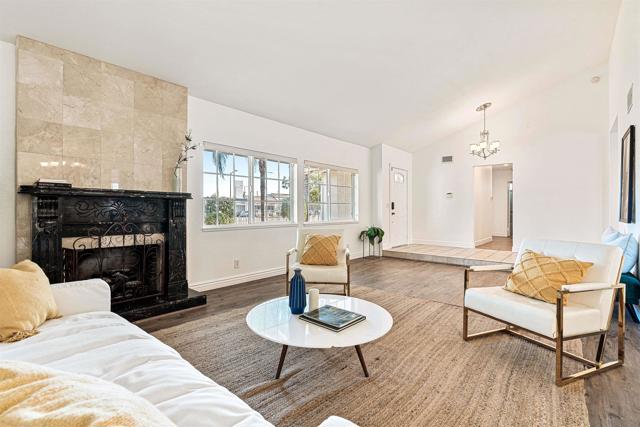 16117 Nordhoff St, North Hills CA: https://media.crmls.org/mediaz/d7f336b6-55cb-4787-8000-2d82cdf1a8ca.jpg