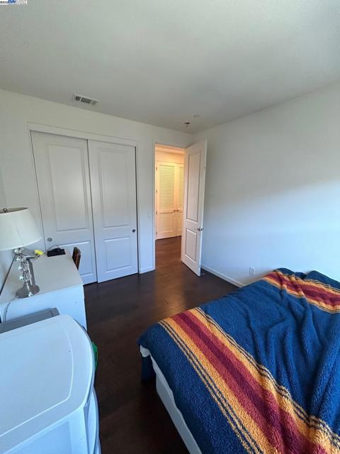 3002 Blackberry Ave, San Ramon CA: https://media.crmls.org/mediaz/d7f3d322-133f-4ac4-a18d-324e1201993f.jpg
