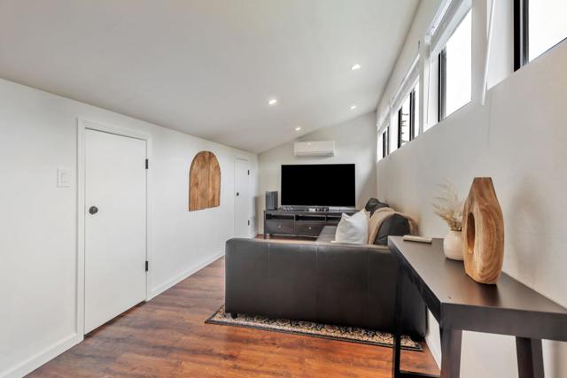 1641 Molitor Road, Belmont CA: https://media.crmls.org/mediaz/d7f3e18f-a2f8-4633-afce-005fd2fbea8a.jpg