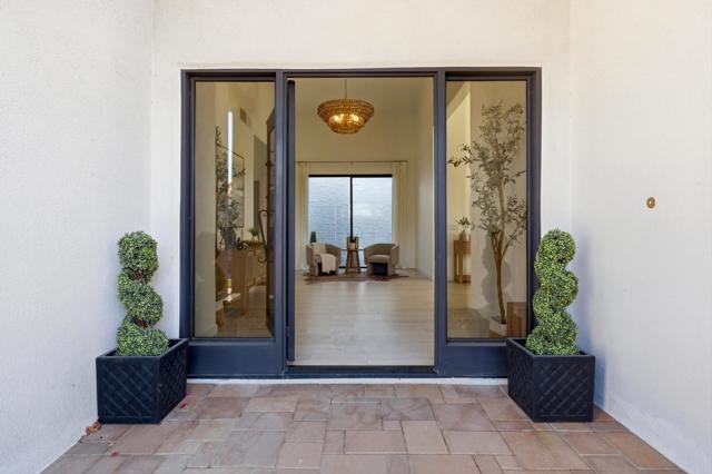 56300 Pebble Beach, La Quinta CA: https://media.crmls.org/mediaz/d7f3f180-d167-412e-8872-ed4f5456f874.jpg