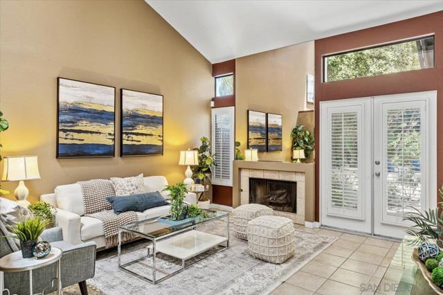6340 Caminito Del Pastel, San Diego CA: https://media.crmls.org/mediaz/d7f49525-8cea-4935-b631-a5dbb163cdd8.jpg