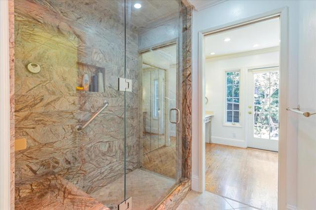 5824 Arboretum Drive, Los Altos CA: https://media.crmls.org/mediaz/d7f53d31-2fba-47c9-b4b8-2c81ae63d599.jpg