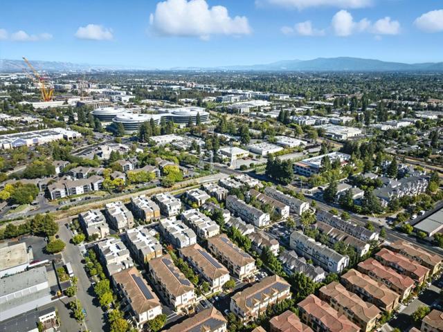 319 Charles Morris Terrace, Sunnyvale CA: https://media.crmls.org/mediaz/d7f6dbad-e272-417d-93ae-f02f238227f4.jpg