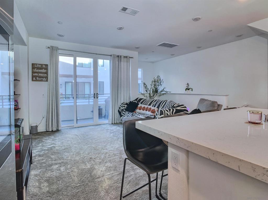 MLS #250039012SD image #12