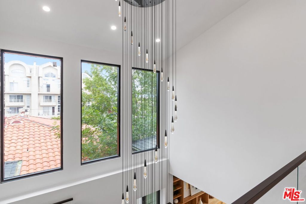 MLS #25615869 image #15