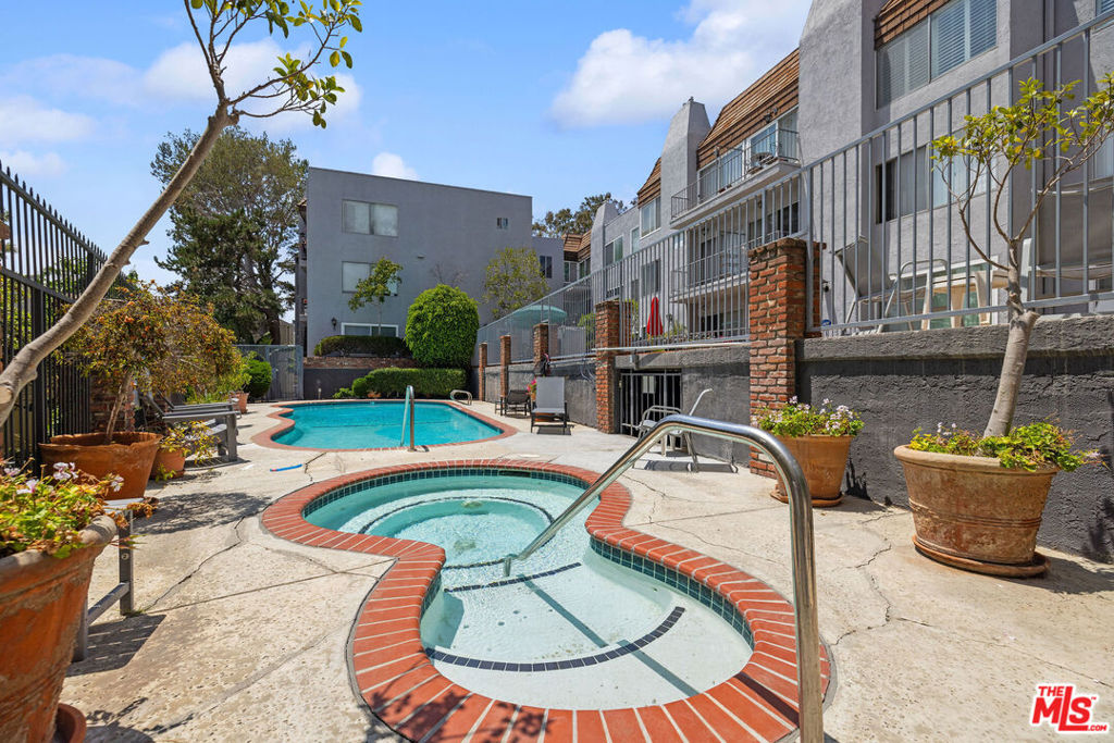 MLS #25597033 image #20