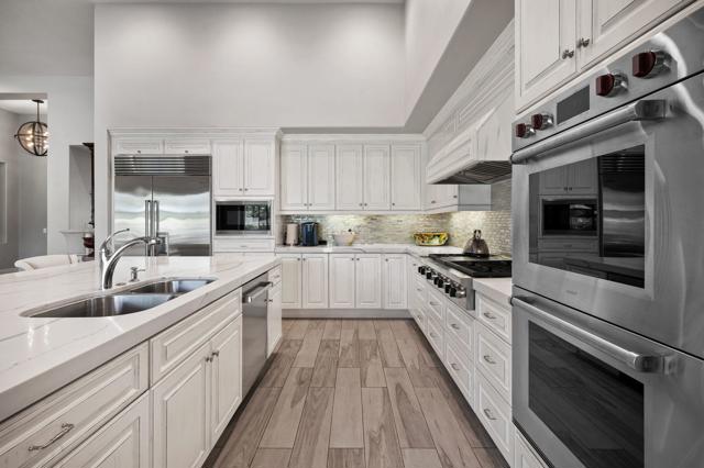 11 Alicante Circle, Rancho Mirage CA: https://media.crmls.org/mediaz/d7f97161-14fb-433d-85e1-c6b2156aa78e.jpg