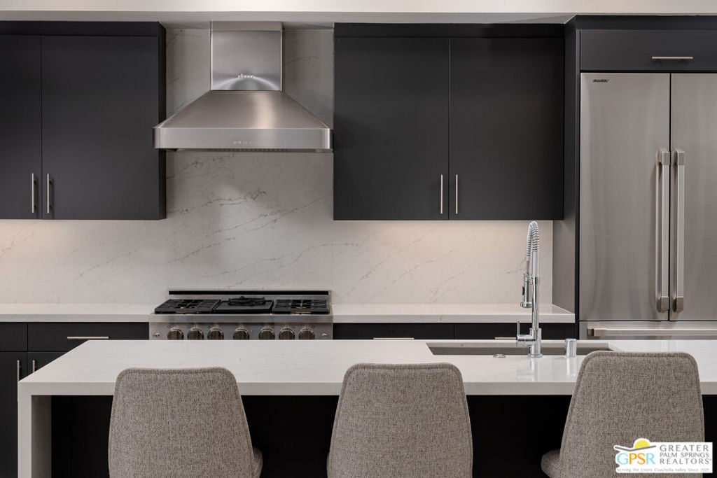 MLS #25602439PS image #2