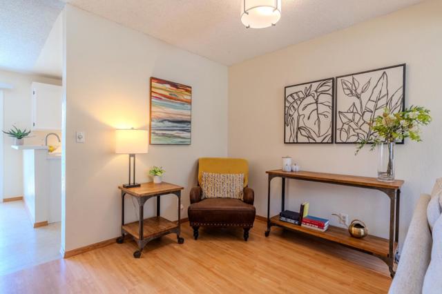 1263 Rosita Road, Pacifica CA: https://media.crmls.org/mediaz/d7faf2ae-bd61-414c-b0cb-d3d52fc4b033.jpg