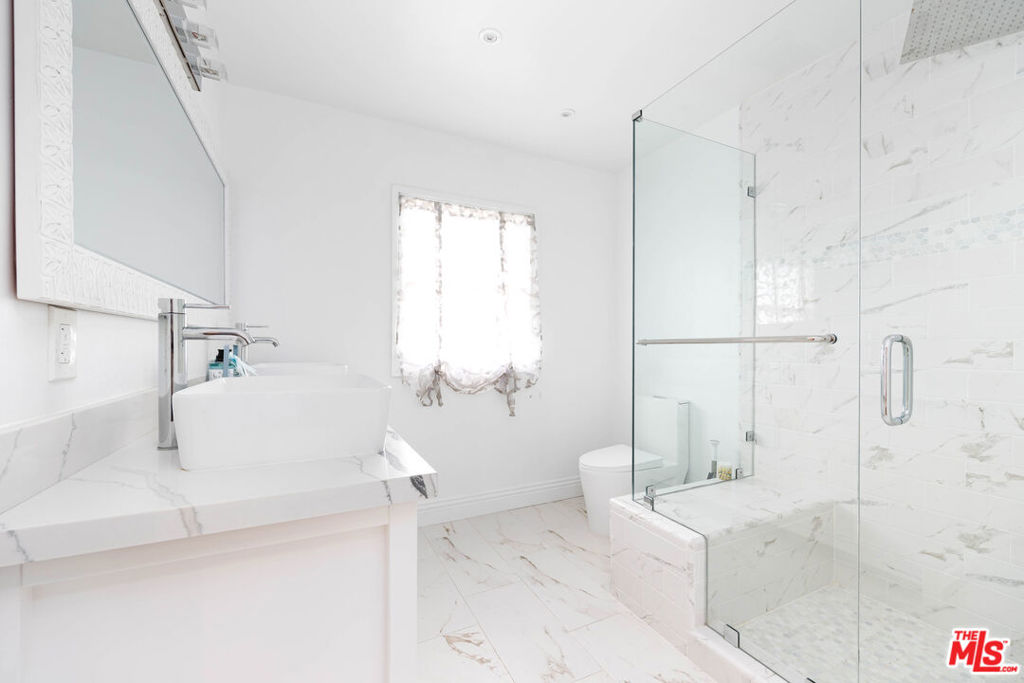 1110 Muirlands Drive - photo 9