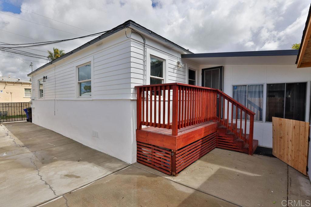 4685 E Mountain View Drive #1/2