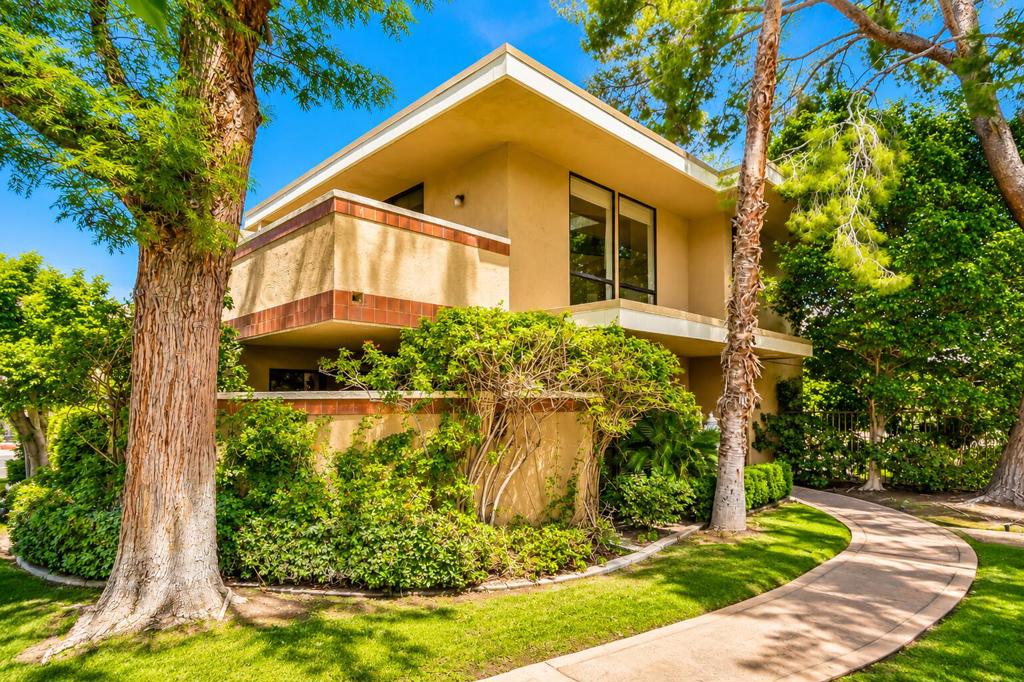 2501 N Indian Canyon Drive #603