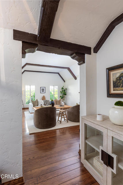 2440 Coniston Place, San Marino CA: https://media.crmls.org/mediaz/d7fdc2ed-25b0-4276-a29a-d6776a7eaf99.jpg