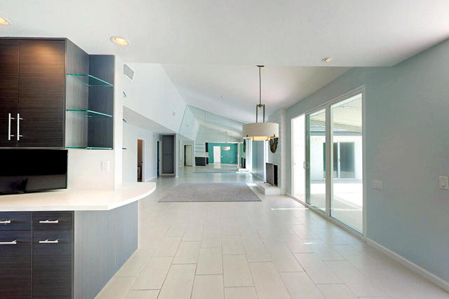 2963 E Orella Circle, Palm Springs, CA 92264