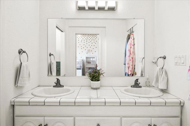 Image 41 of 56 For 2560 Cypress Ridge Avenue
