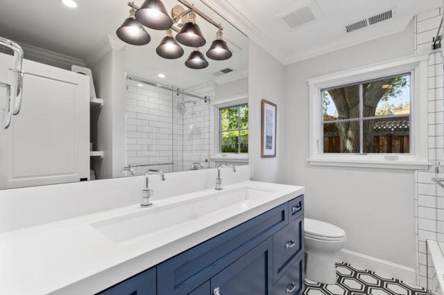 378 Felton Drive, Menlo Park CA: https://media.crmls.org/mediaz/d7ff7096-56ea-41d3-b1fc-c2ee29fc7c36.jpg