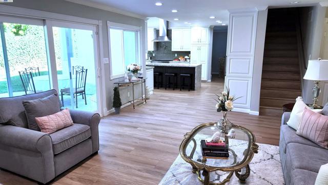 2369 Woodthrush Way, Pleasanton CA: https://media.crmls.org/mediaz/d800e04f-977b-43cb-b2d6-8b11ded3d621.jpg