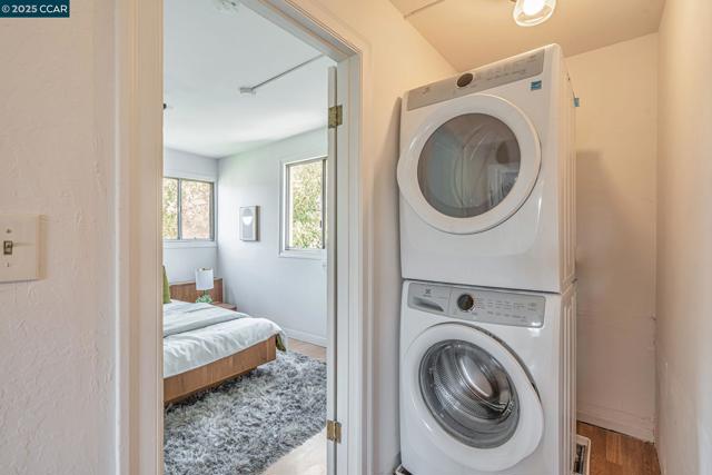 840 E 28th St., Oakland CA: https://media.crmls.org/mediaz/d800fd8b-a0a3-4a1a-af60-f62c1b4dac95.jpg