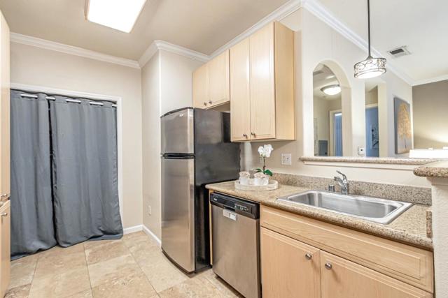 801 S Winchester Boulevard, San Jose CA: https://media.crmls.org/mediaz/d8021f9a-7f3a-40ac-a0f3-85eb638eec71.jpg