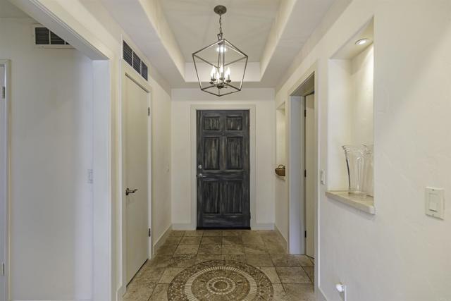 Detail Gallery Image 5 of 38 For 3540 Oak Pl, Carmel,  CA 93923 - 4 Beds | 3 Baths