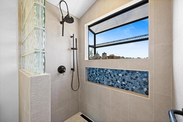 11479 Grassy Trail Dr, San Diego CA: https://media.crmls.org/mediaz/d8033fc7-7710-40bf-a039-a6476d0ead95.jpg