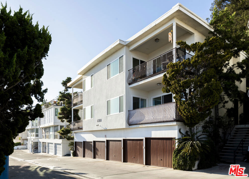 18111 Coastline Drive #1