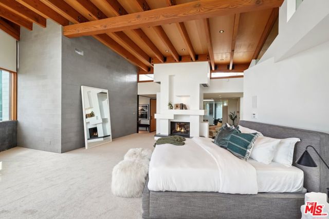 Drew Fenton | 2238 Stradella Road Los Angeles CA | MLS: 7146922