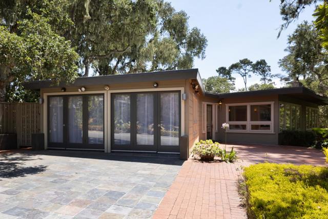 25245 Ward Place, Carmel CA: https://media.crmls.org/mediaz/d8062ce0-e303-45f2-9397-9130d5bfc67b.jpg