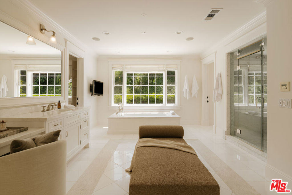 MLS #26839515 image #25